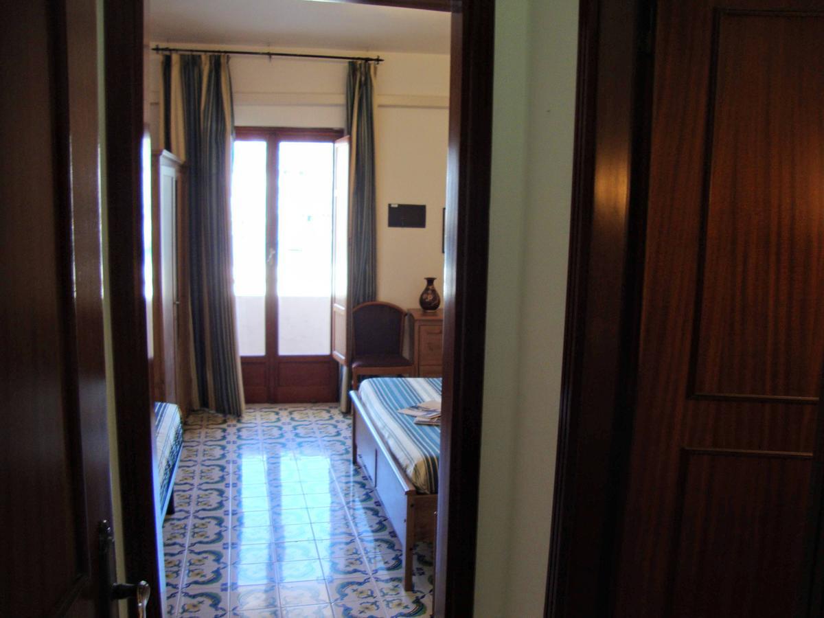 Hotel Conte - S. Angelo Bay Serrara Fontana Exterior foto