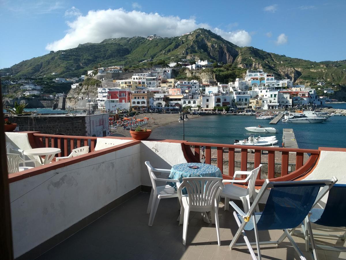 Hotel Conte - S. Angelo Bay Serrara Fontana Exterior foto