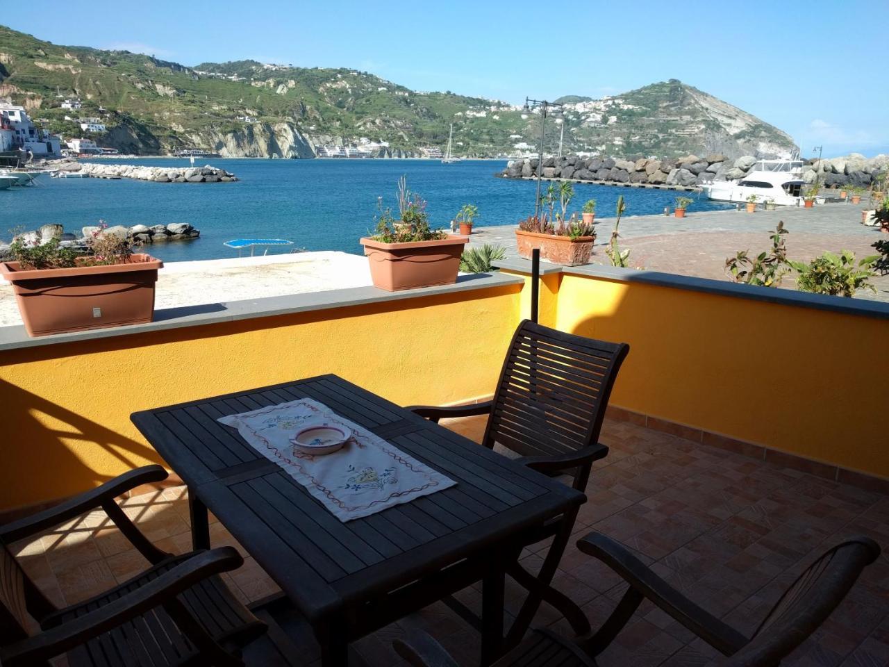 Hotel Conte - S. Angelo Bay Serrara Fontana Exterior foto
