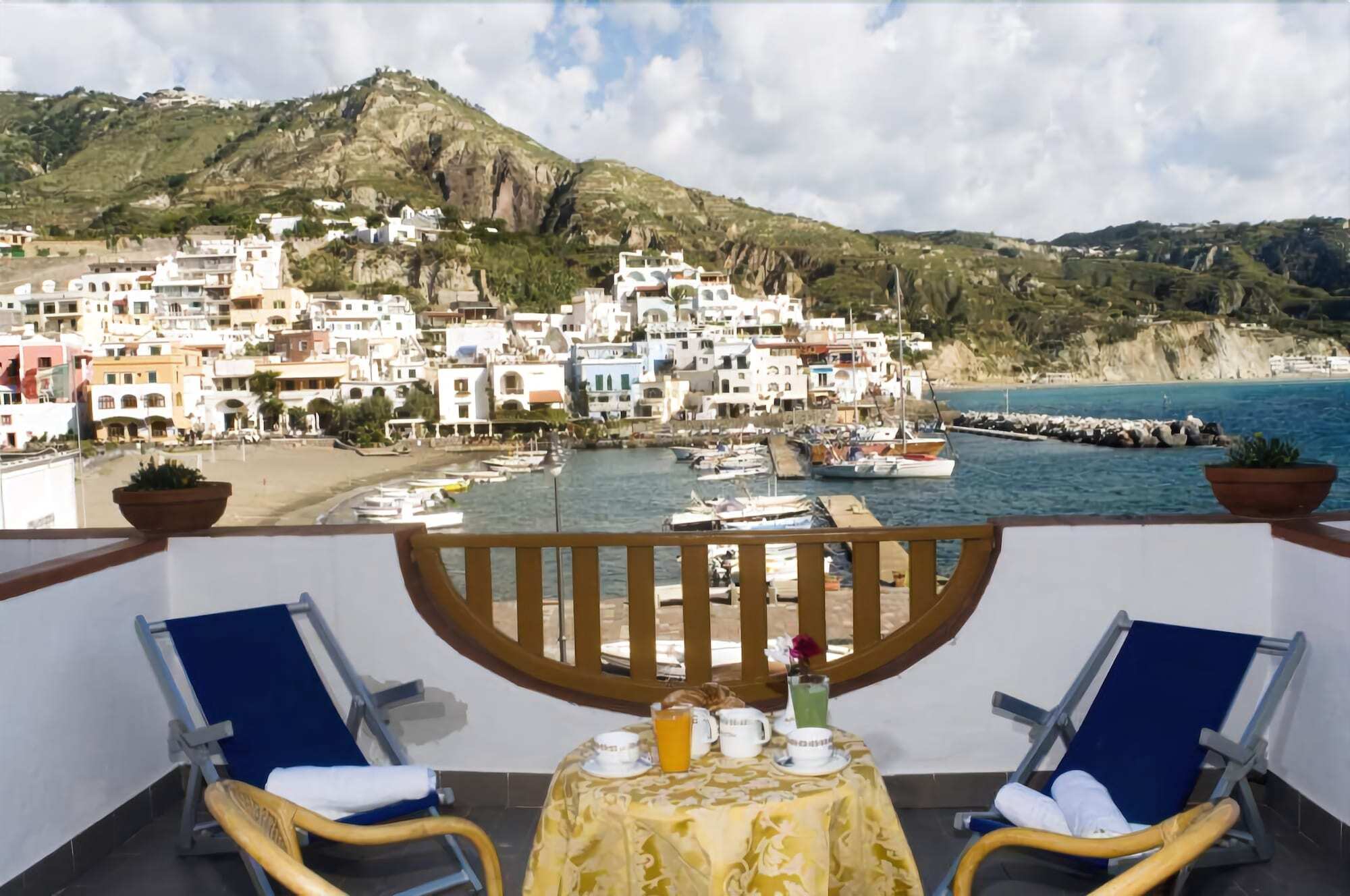 Hotel Conte - S. Angelo Bay Serrara Fontana Exterior foto